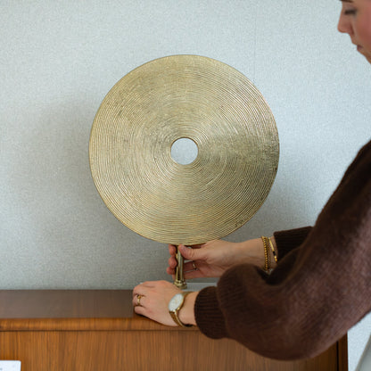 Ornament op voet goud